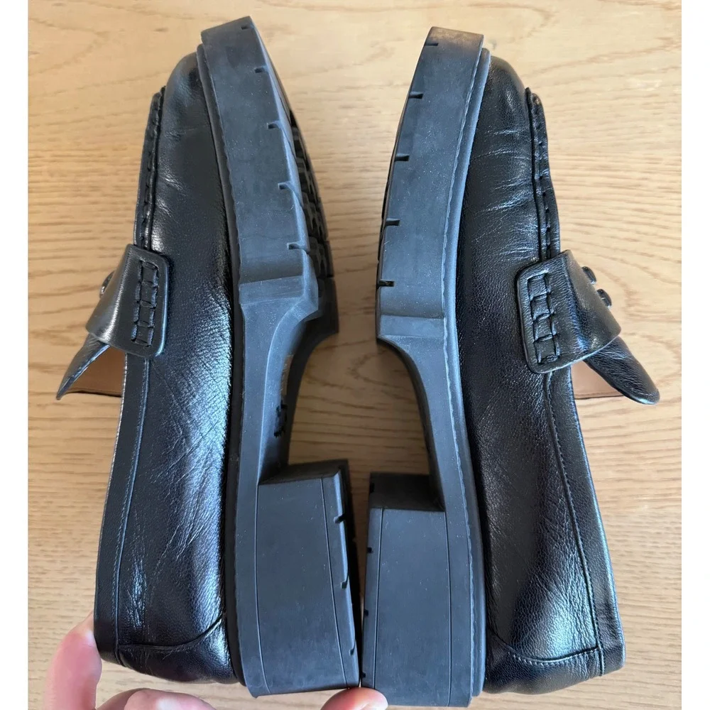 Coach Black Leather Leah Loafers Women's Classic Style - Picture 3 of 3